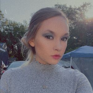 Meet your Posher, Tori